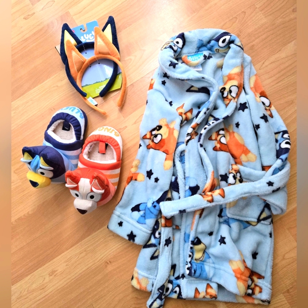 Bluey Kids Robe and Slippers Set